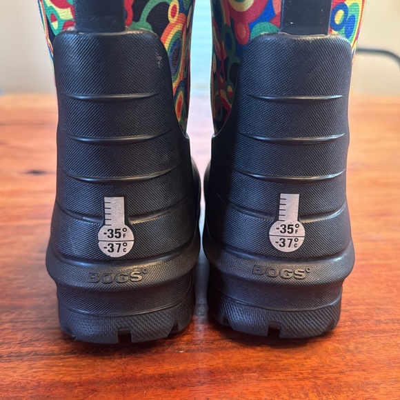 BOGS Neo-Classic Kids’ 3 Season Boots Size 9 - Picture 2 of 5